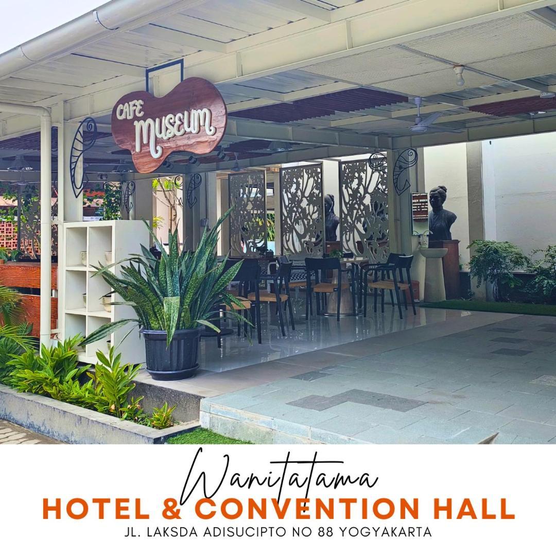 Wanitatama Hotel & Convention Hall Pakualaman Exterior foto
